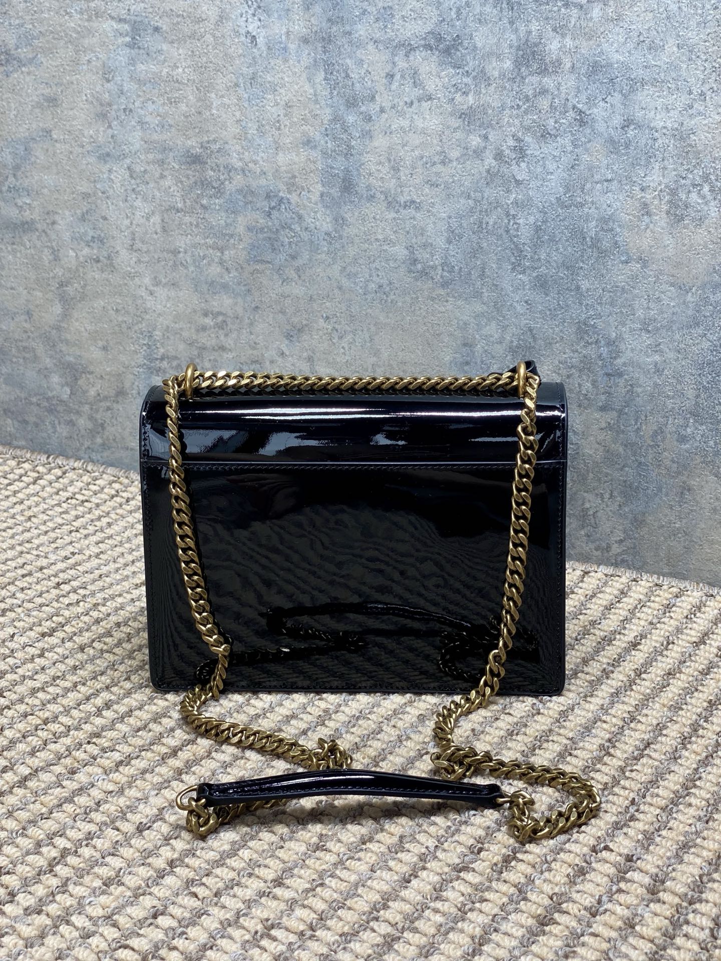 Ysl Basic Bag Red M-l-s