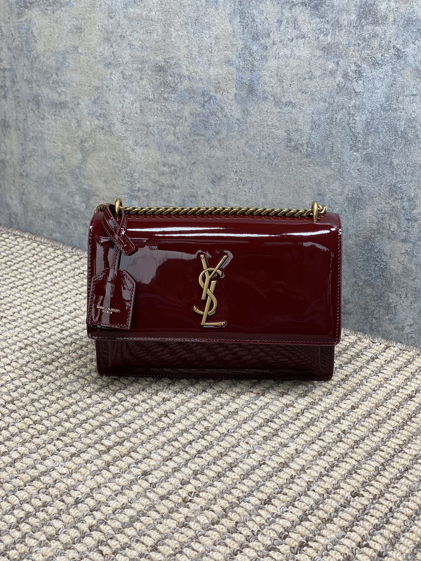 Ysl Basic Bag Red M-l-s