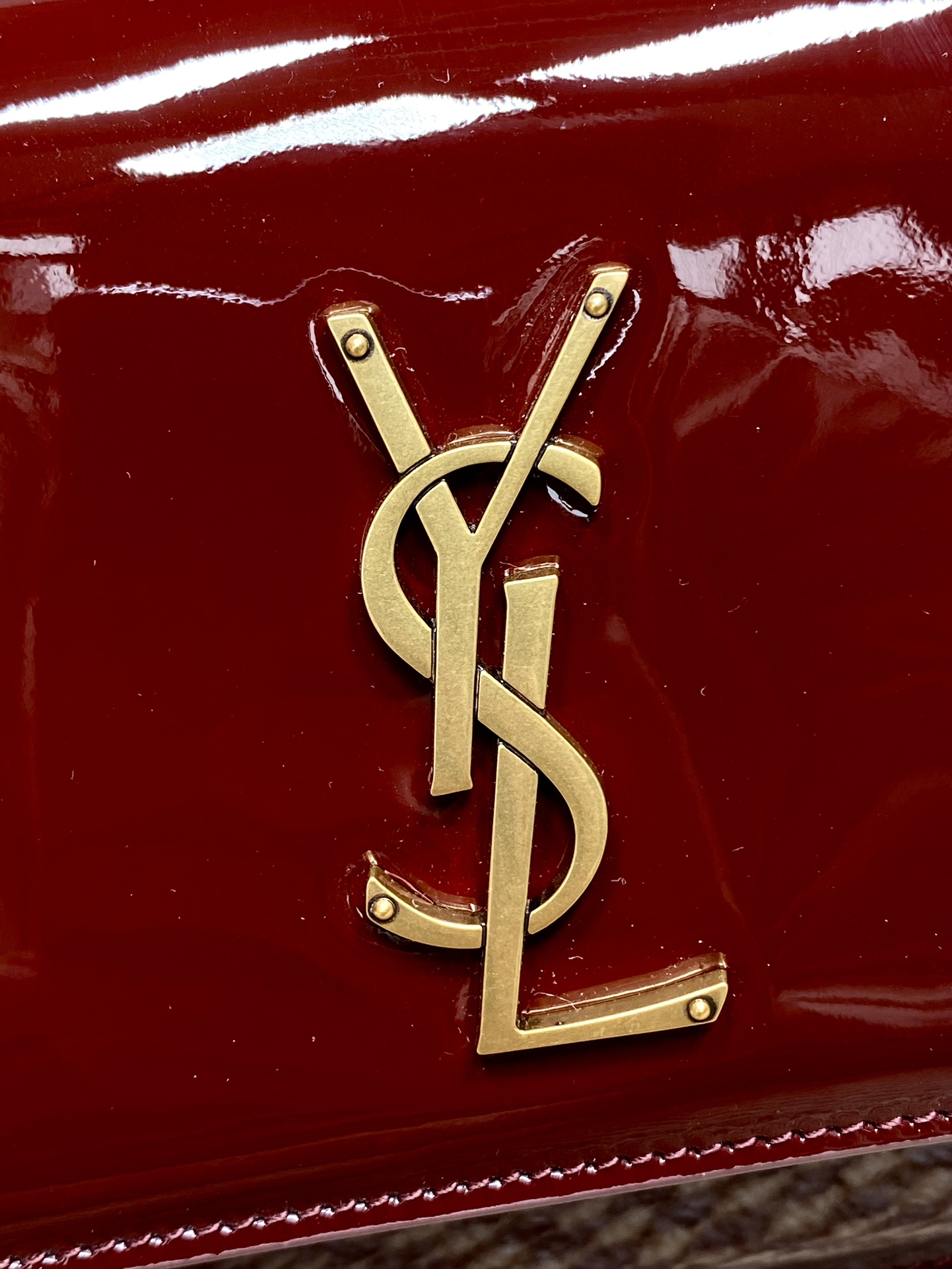 Ysl Basic Bag Red M-l-s