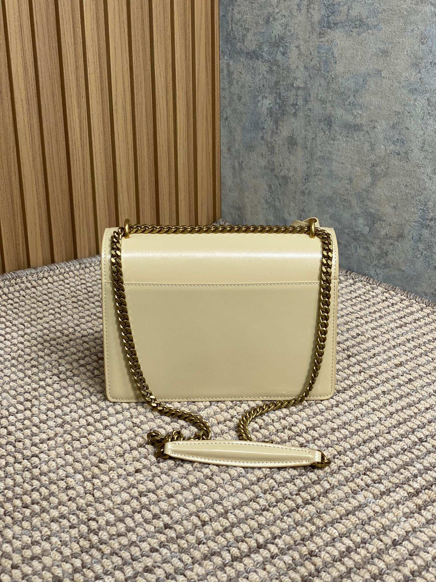 Ysl Basic Bag Gold M-l-s