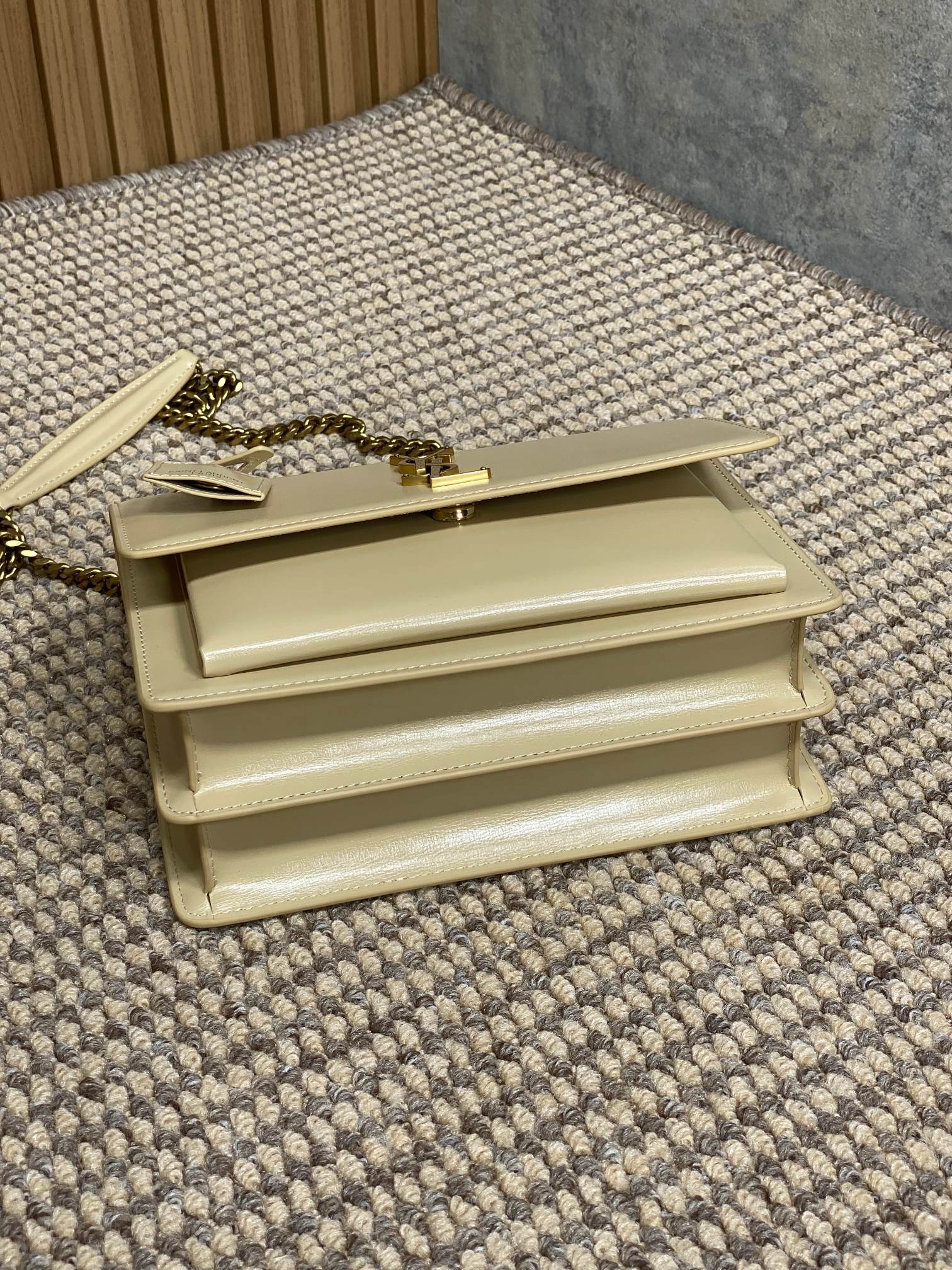 Ysl Basic Bag Gold M-l-s