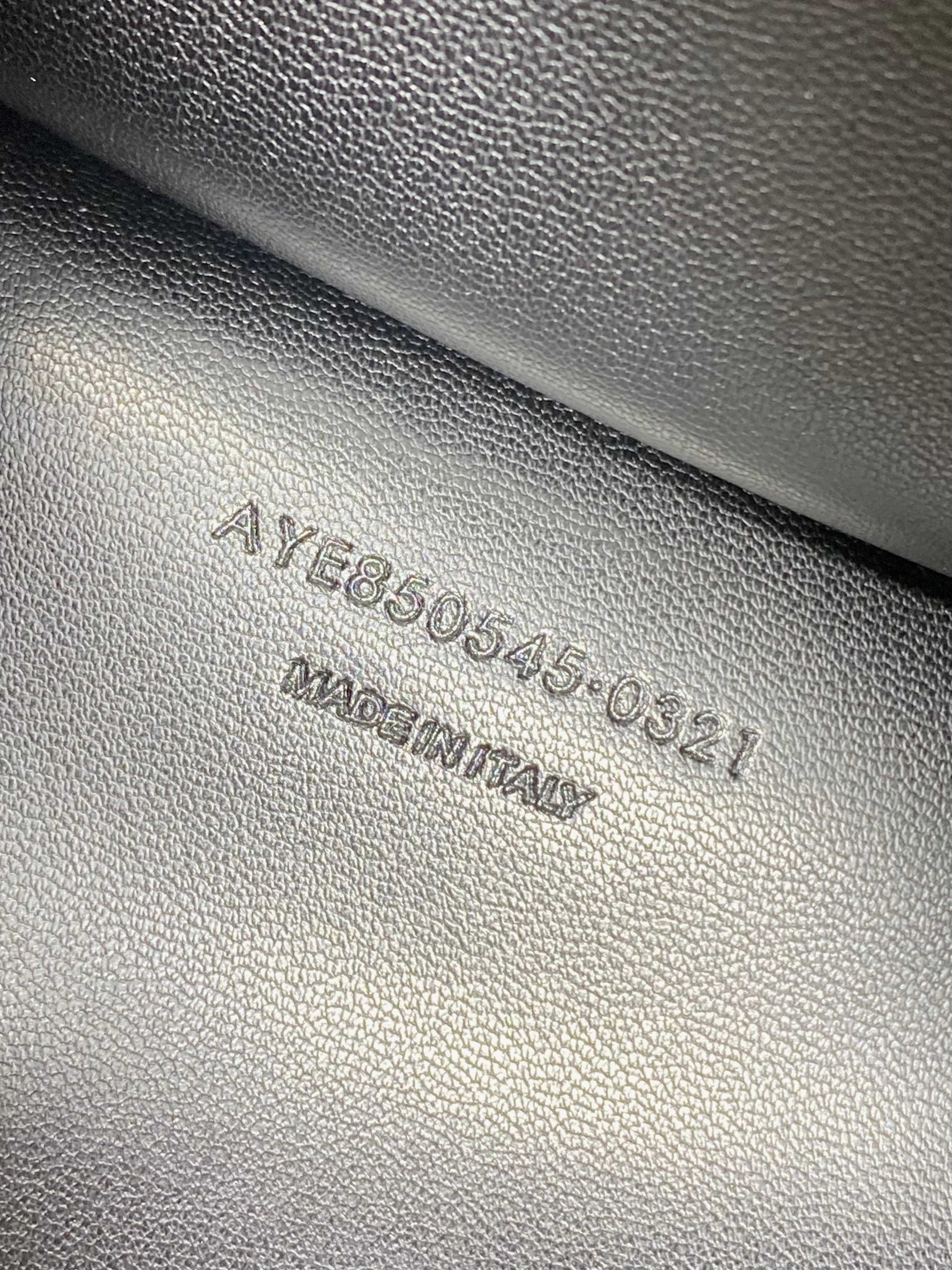 Ysl Basic Bag Cow Leather Black M-l-s