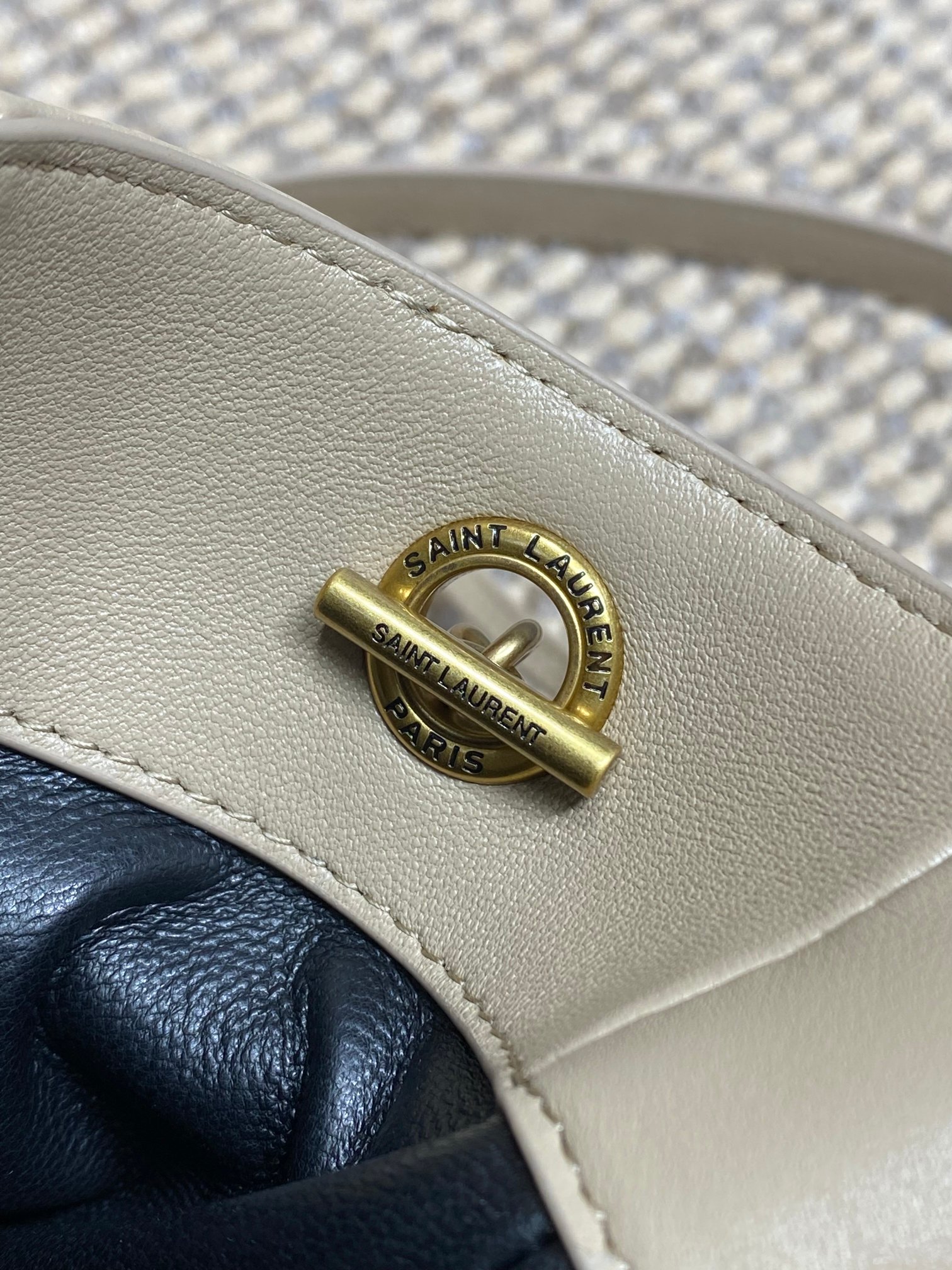 Ysl Shoulder Bag M-l-s