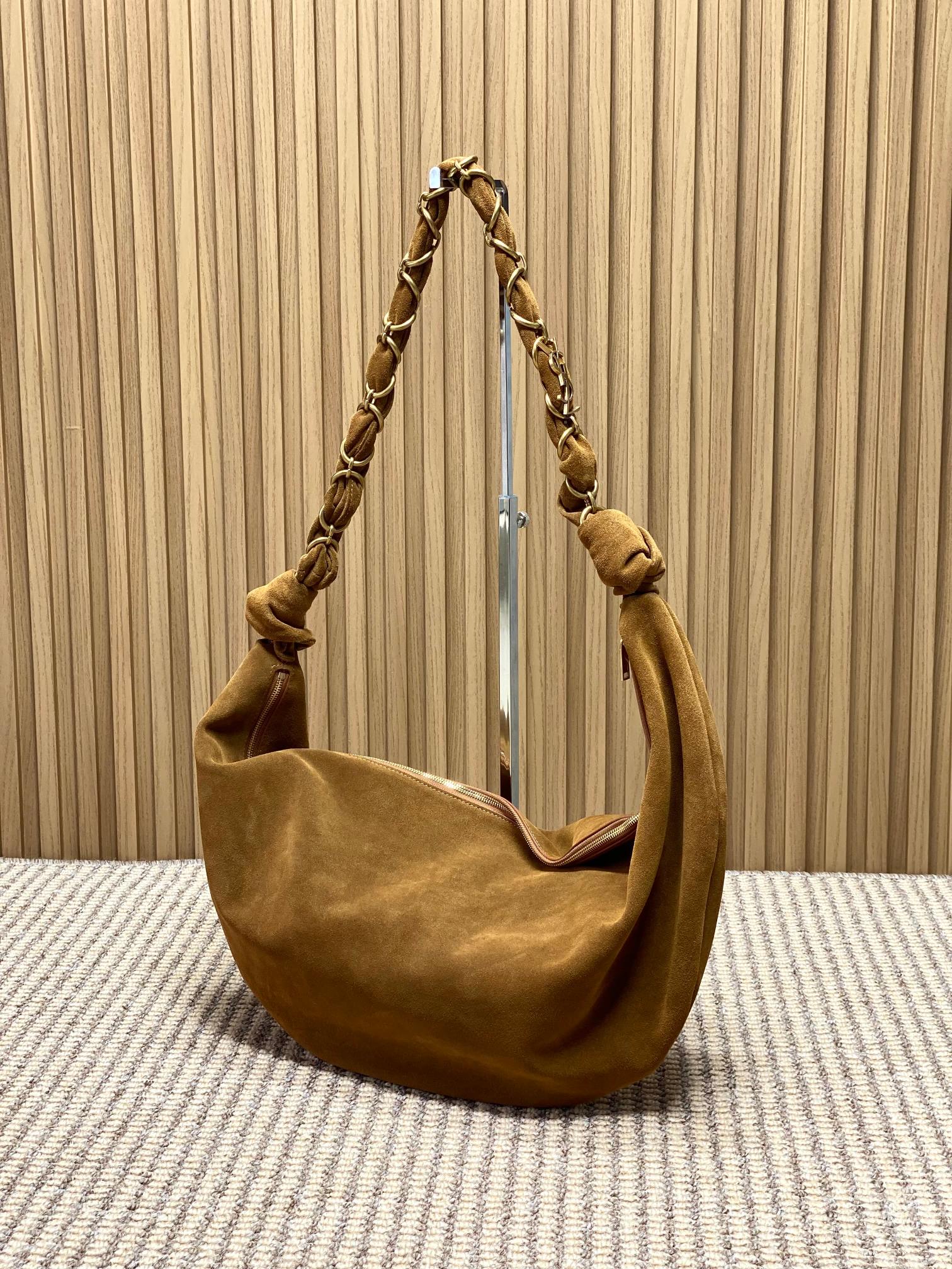 Ysl Basic Bag M-l-s