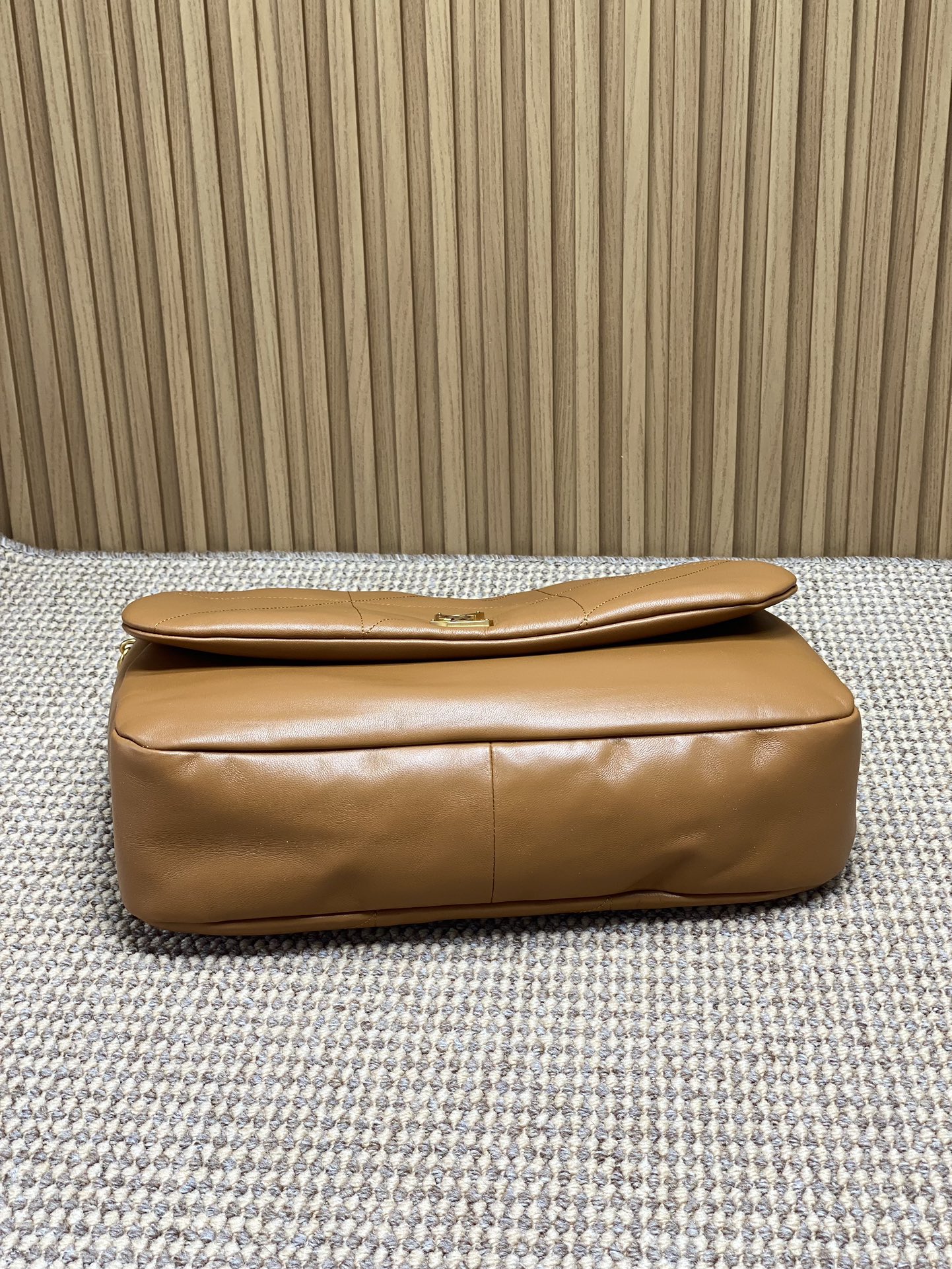 Ysl Basic Bag Sheepskin M-l-s