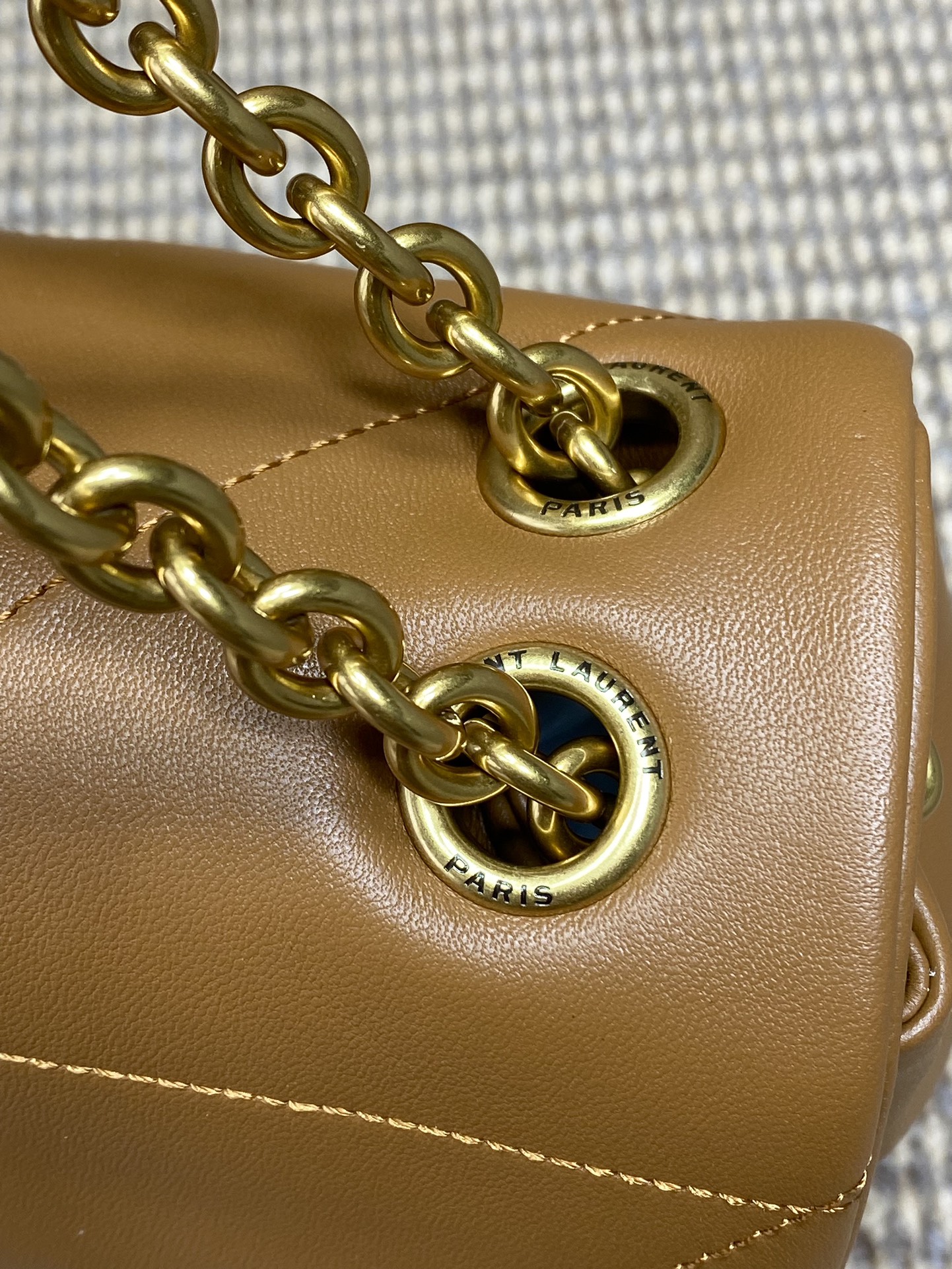 Ysl Basic Bag Sheepskin M-l-s