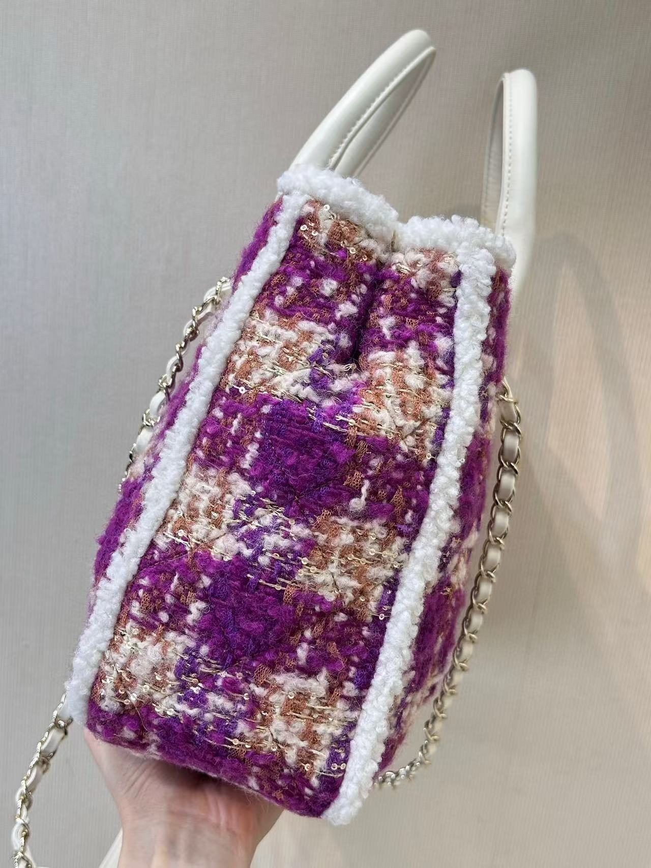 Chanel Tote Bag Black L