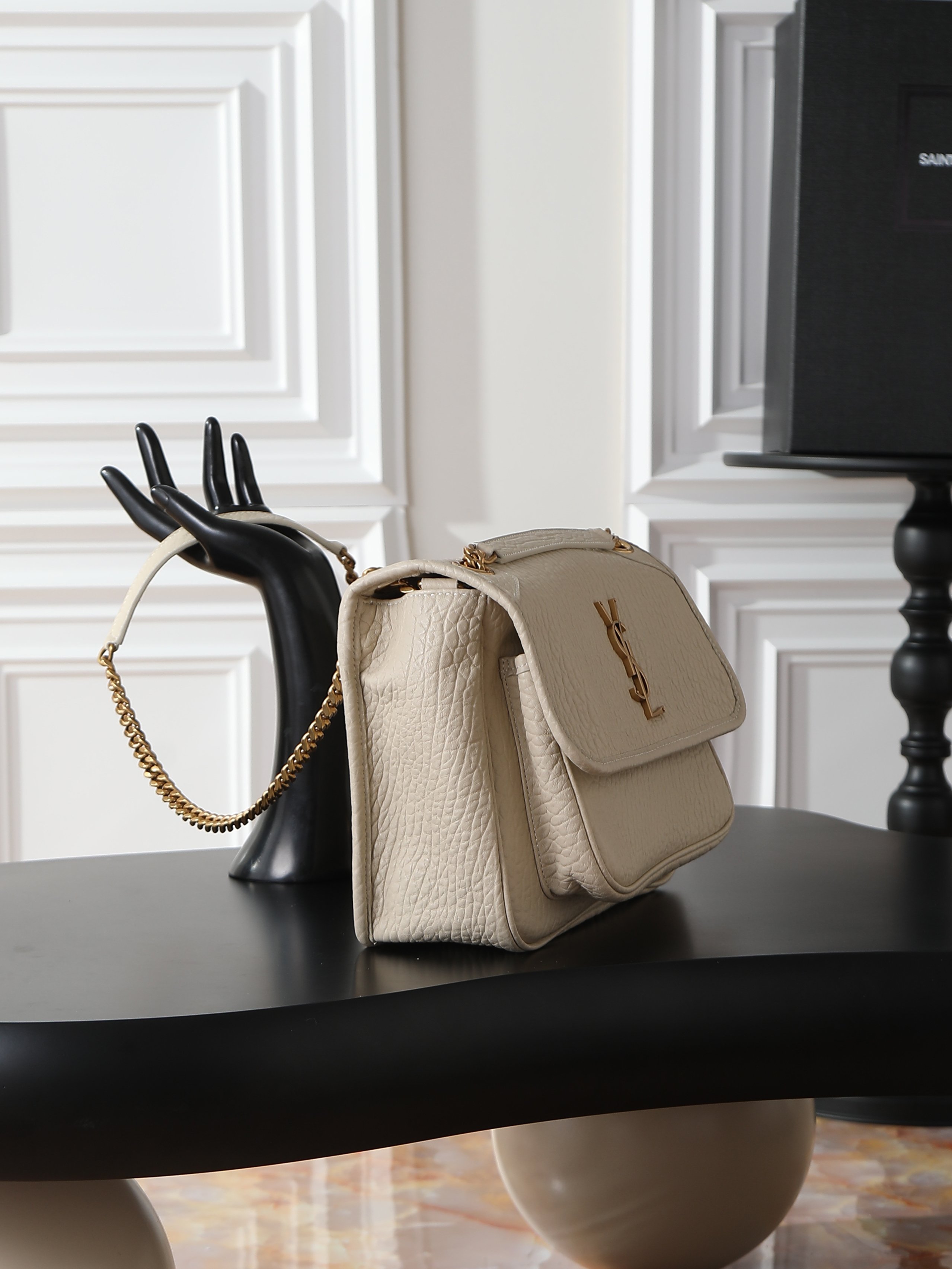 Basic Bag Sheepskin White Large Capacity M-28cm
