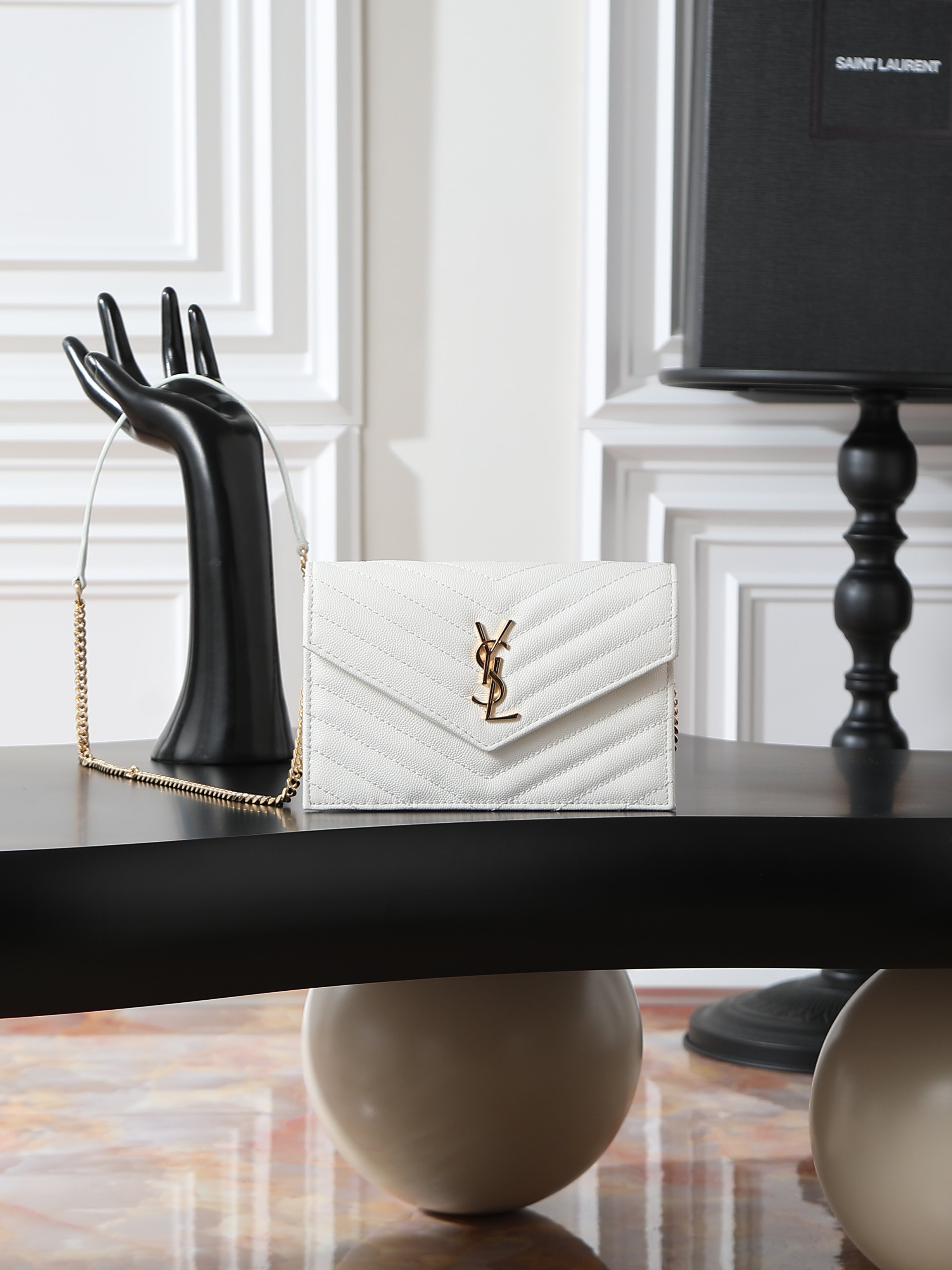 Clutch Bag Cow Leather White M