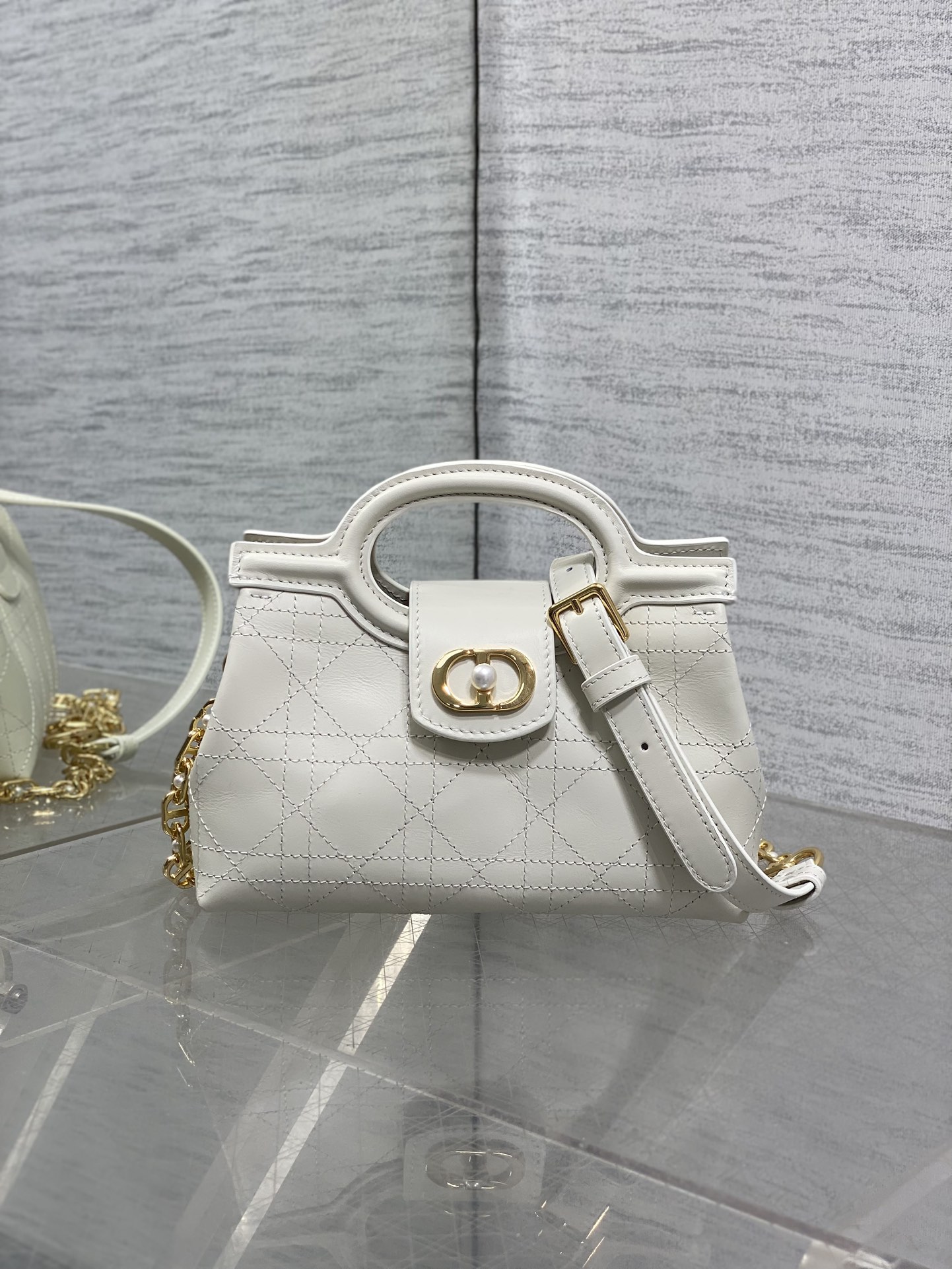 Basic Bag White 13cm-l-s