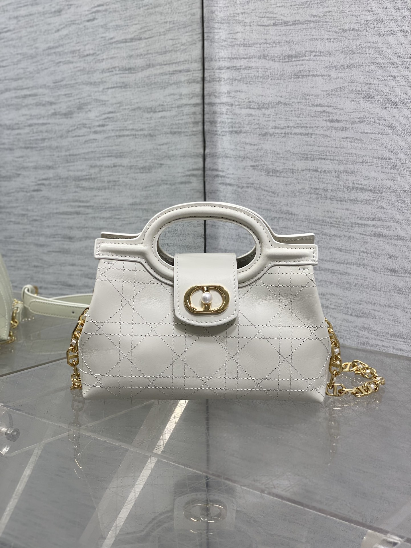 Basic Bag White 13cm-l-s