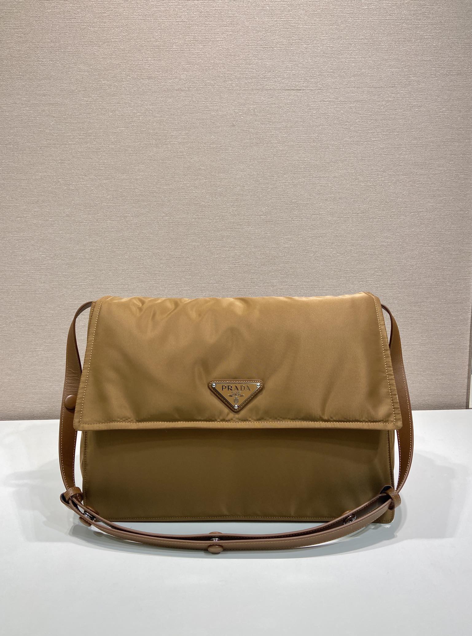 Couple Shoulder Bag Nylon