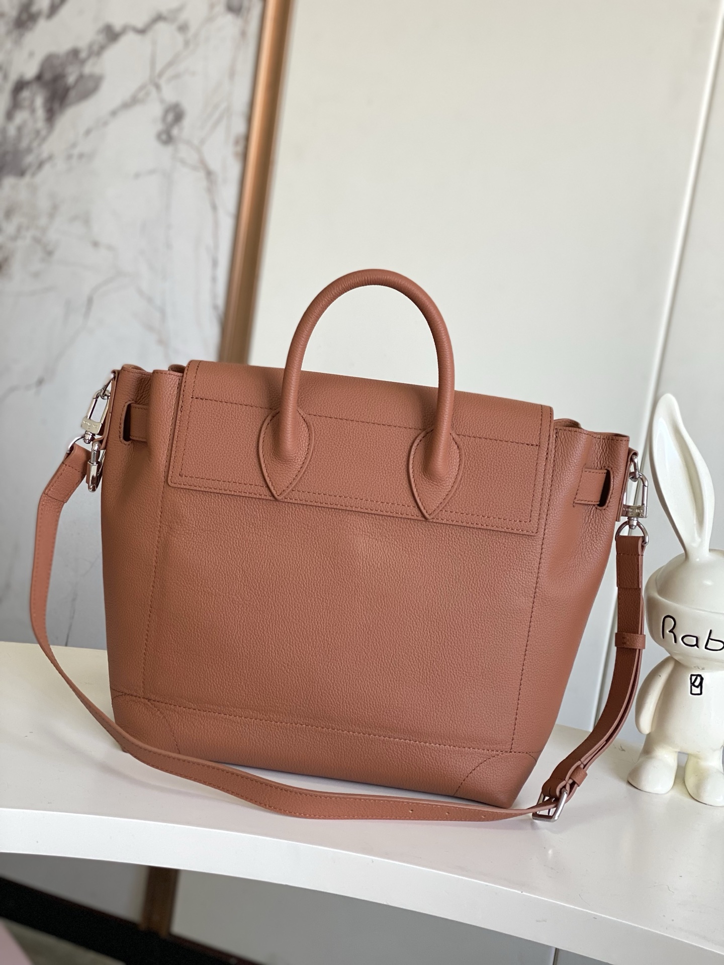 Basic Bag Cow Leather M