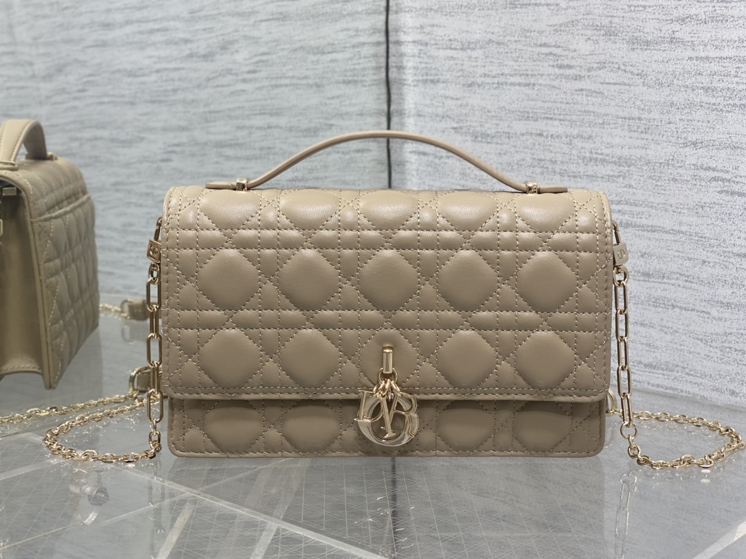 Clutch Bag Sheepskin S-14cm