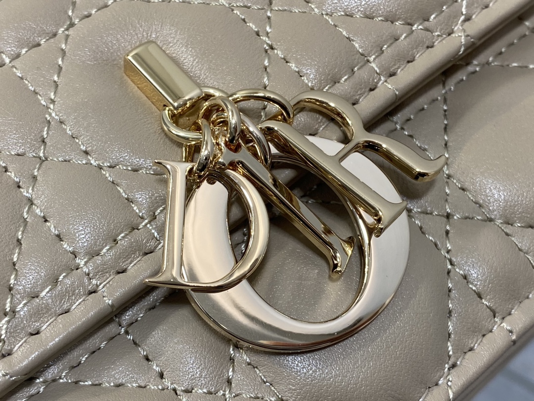 Clutch Bag Sheepskin S-14cm