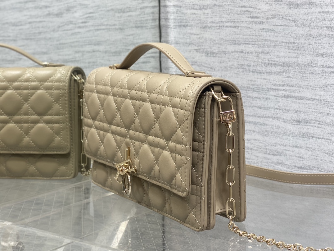 Clutch Bag Sheepskin S-14cm