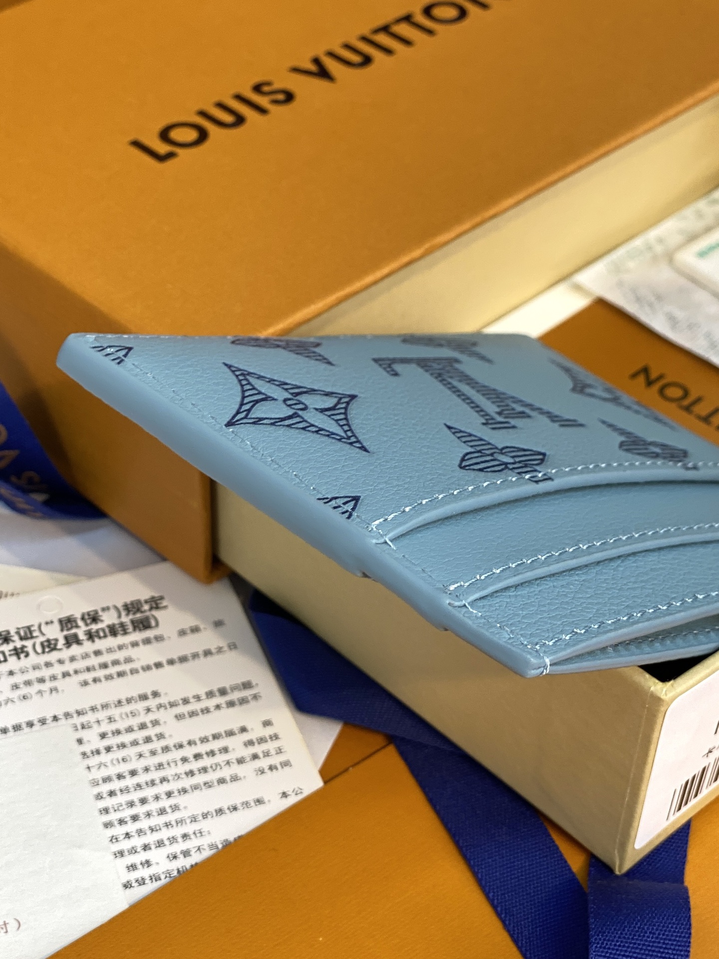 Louis Vuitton Basic Bag Cow Leather M-l-s