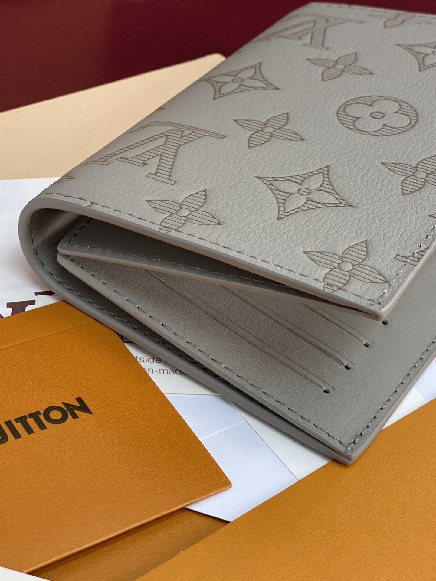 Louis Vuitton Basic Bag Cow Leather M-s