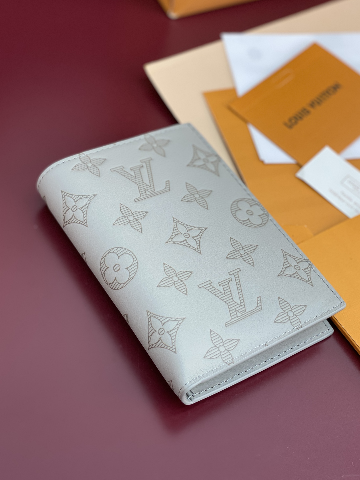 Louis Vuitton Basic Bag Cow Leather M-s