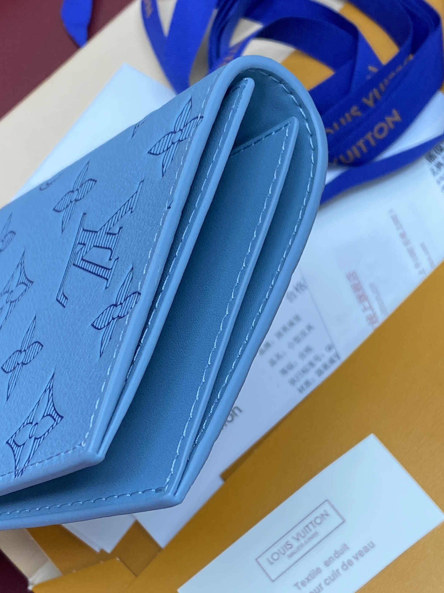 Louis Vuitton Basic Bag Cow Leather M-s