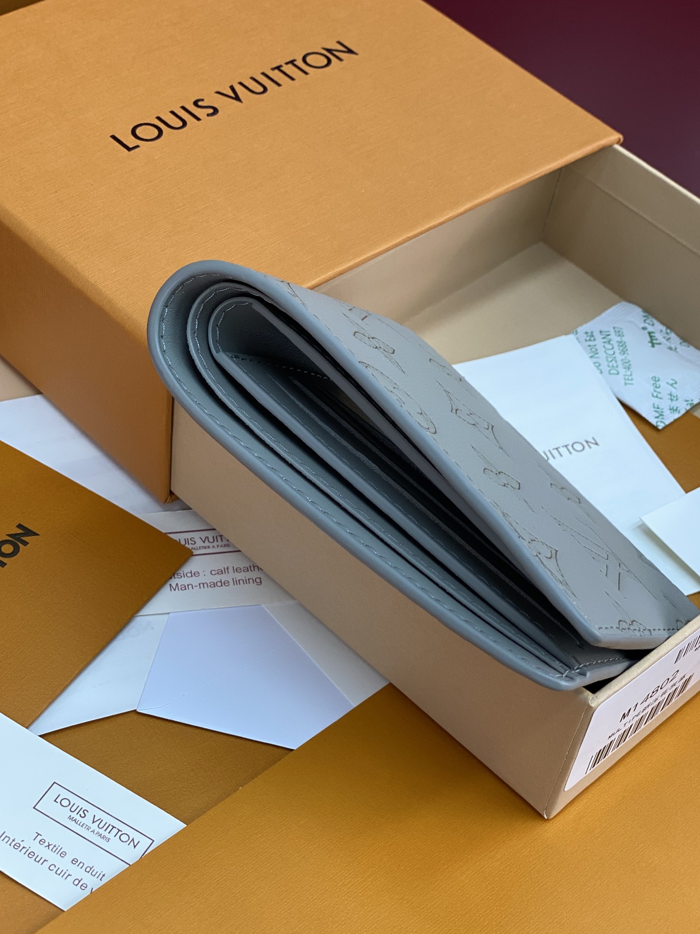 Louis Vuitton Basic Bag Cow Leather M-l-s