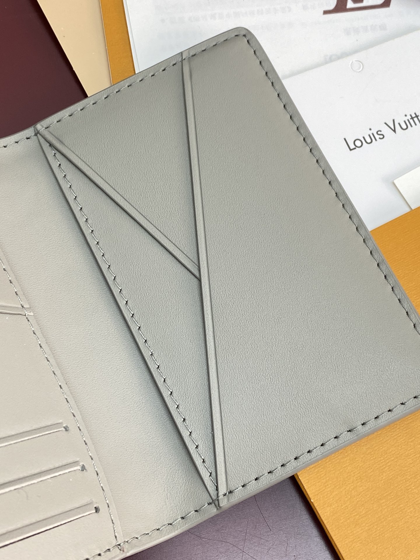 Louis Vuitton Basic Bag Cow Leather M-s