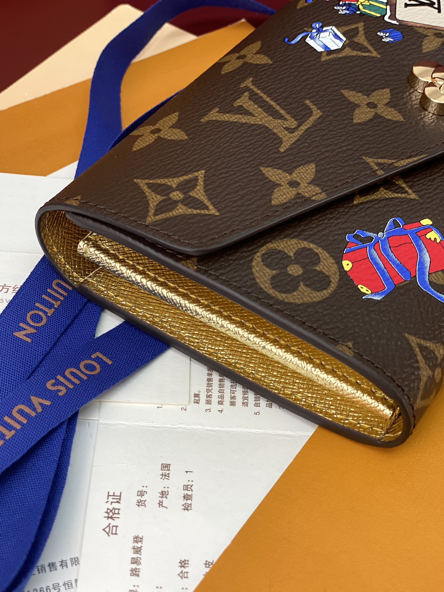 Louis Vuitton Basic Bag Cow Leather M-l-s