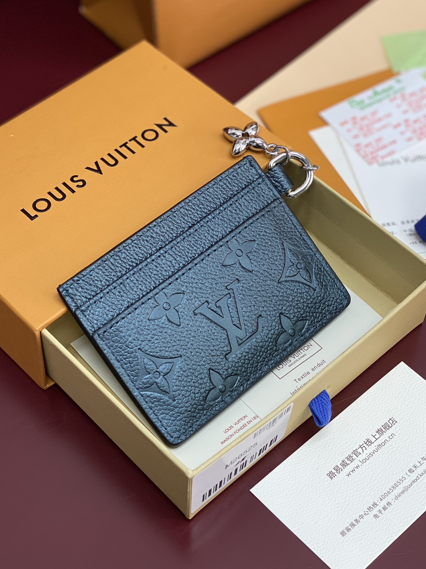 Louis Vuitton Female Basic Bag M-l