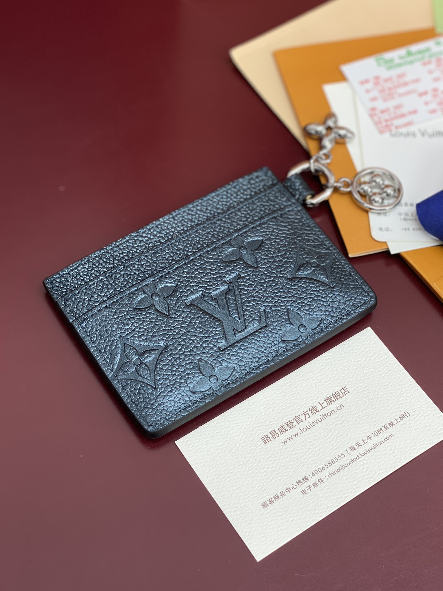 Louis Vuitton Female Basic Bag M-l