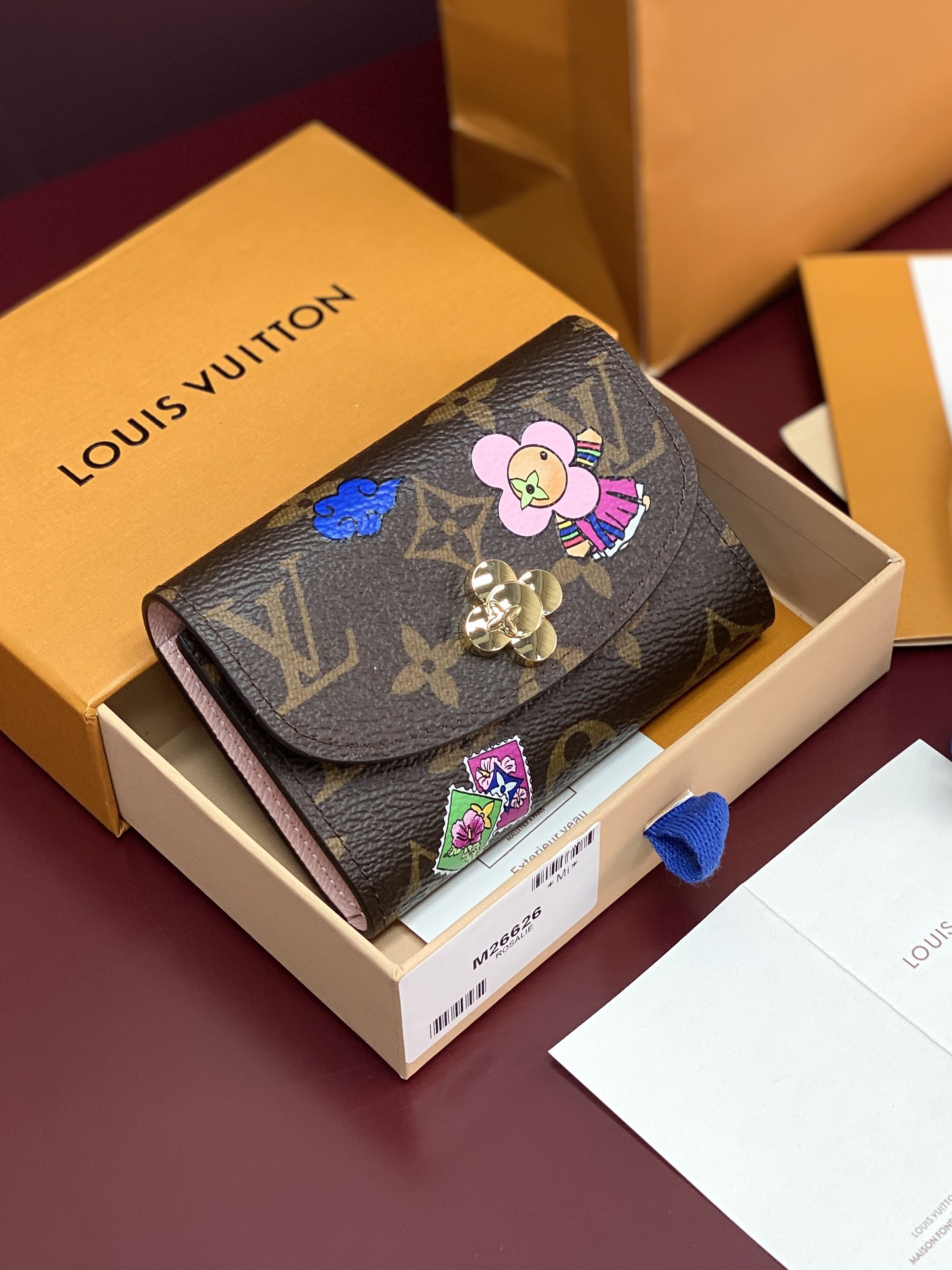 Louis Vuitton Female Basic Bag M