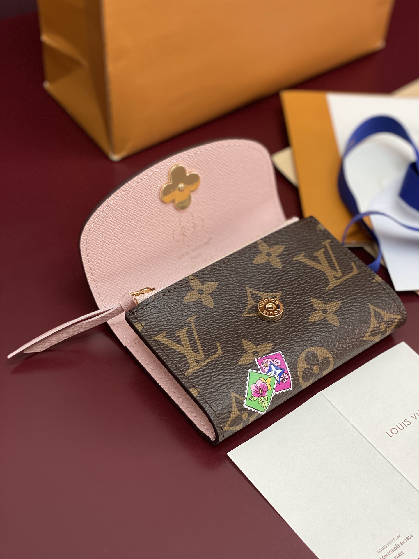 Louis Vuitton Female Basic Bag M