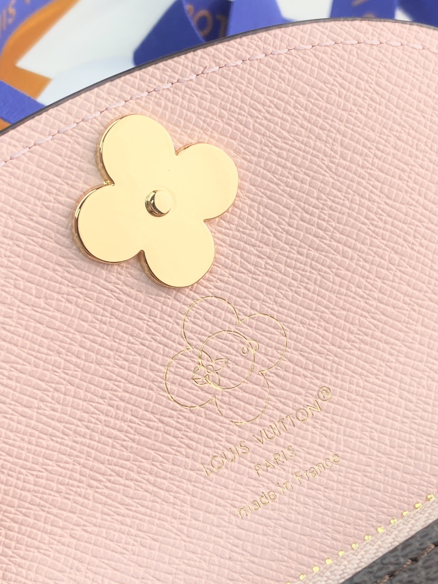 Louis Vuitton Female Basic Bag M