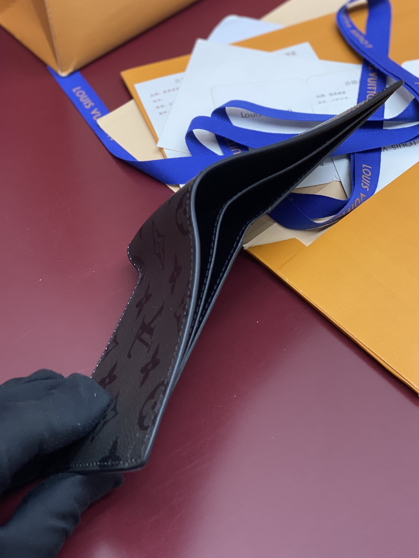 Louis Vuitton Basic Bag Canvas M-l