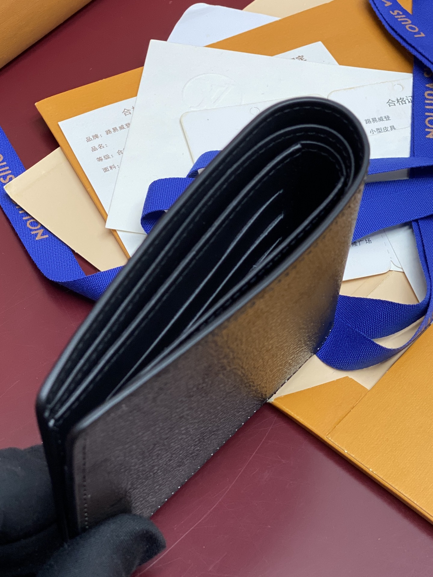 Louis Vuitton Basic Bag Canvas M-l