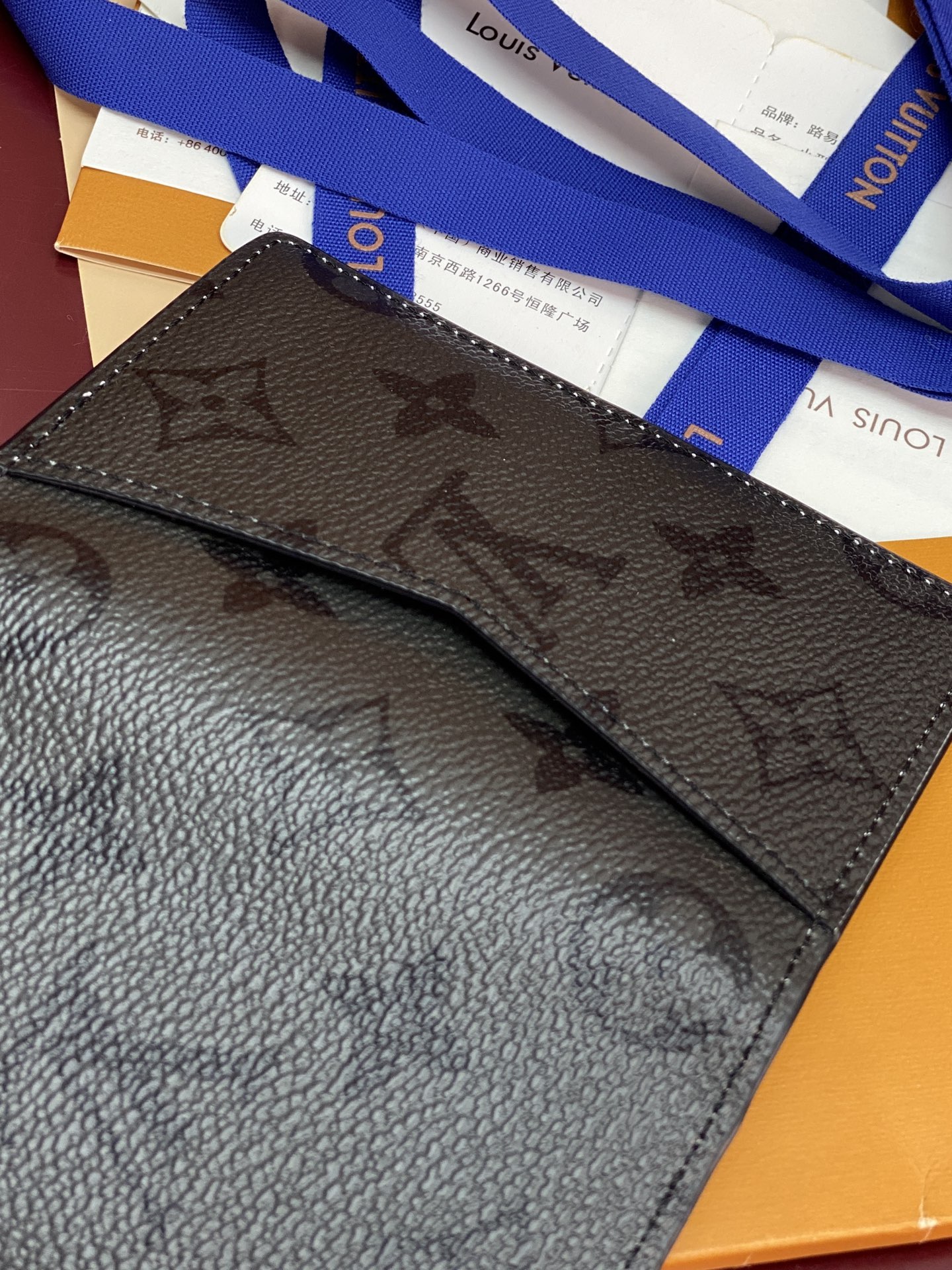 Louis Vuitton Basic Bag Cow Leather M