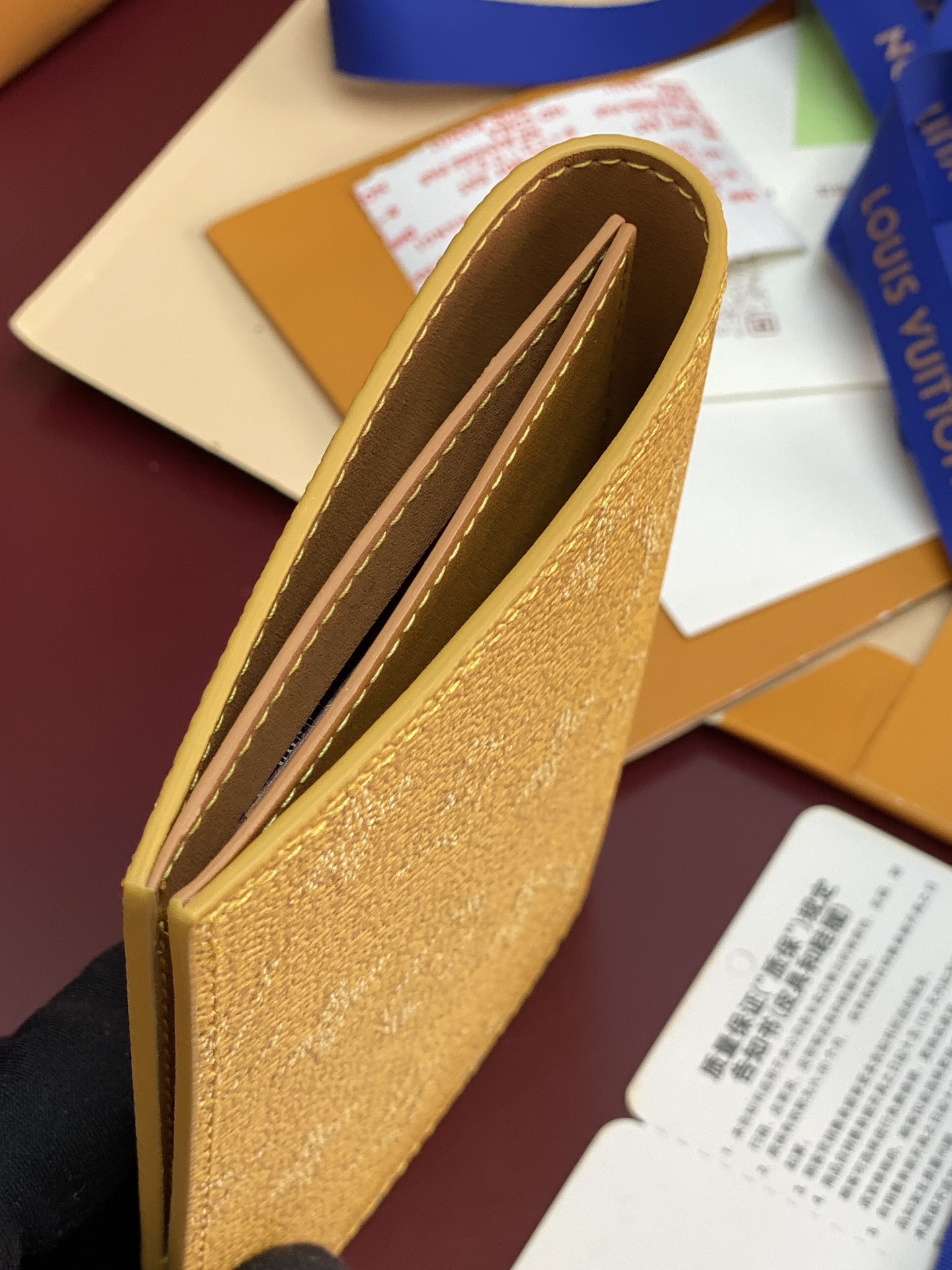 Louis Vuitton Basic Bag Canvas M-l-s