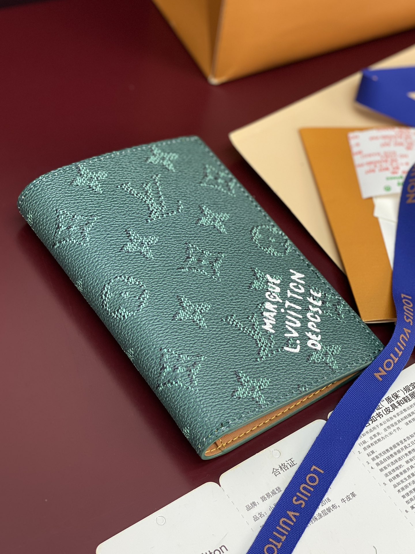 Louis Vuitton Basic Bag Canvas Green M-l-s