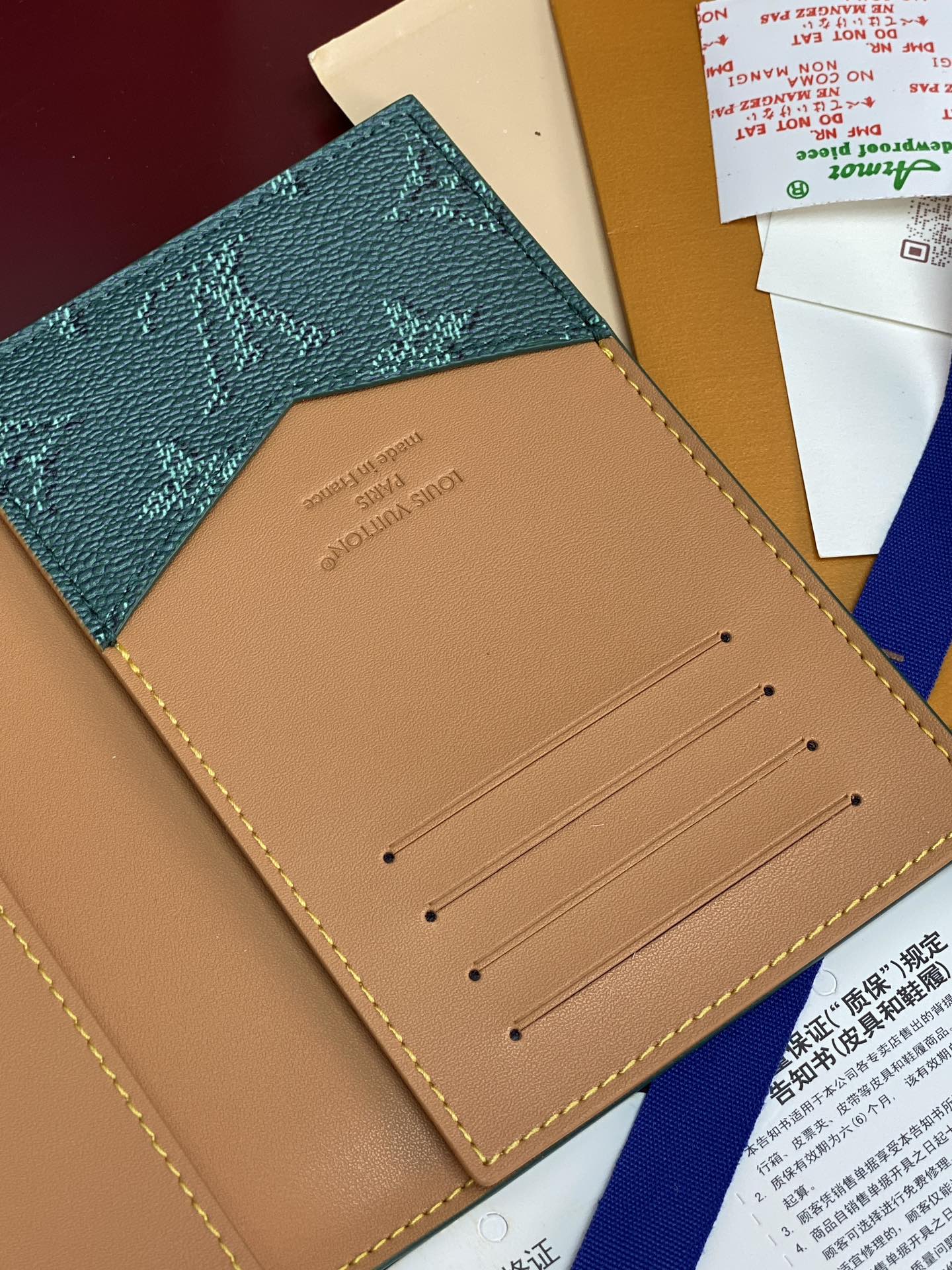 Louis Vuitton Basic Bag Canvas Green M-l-s