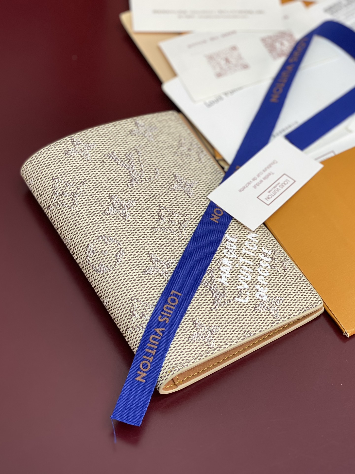 Louis Vuitton Basic Bag Canvas M-l-s