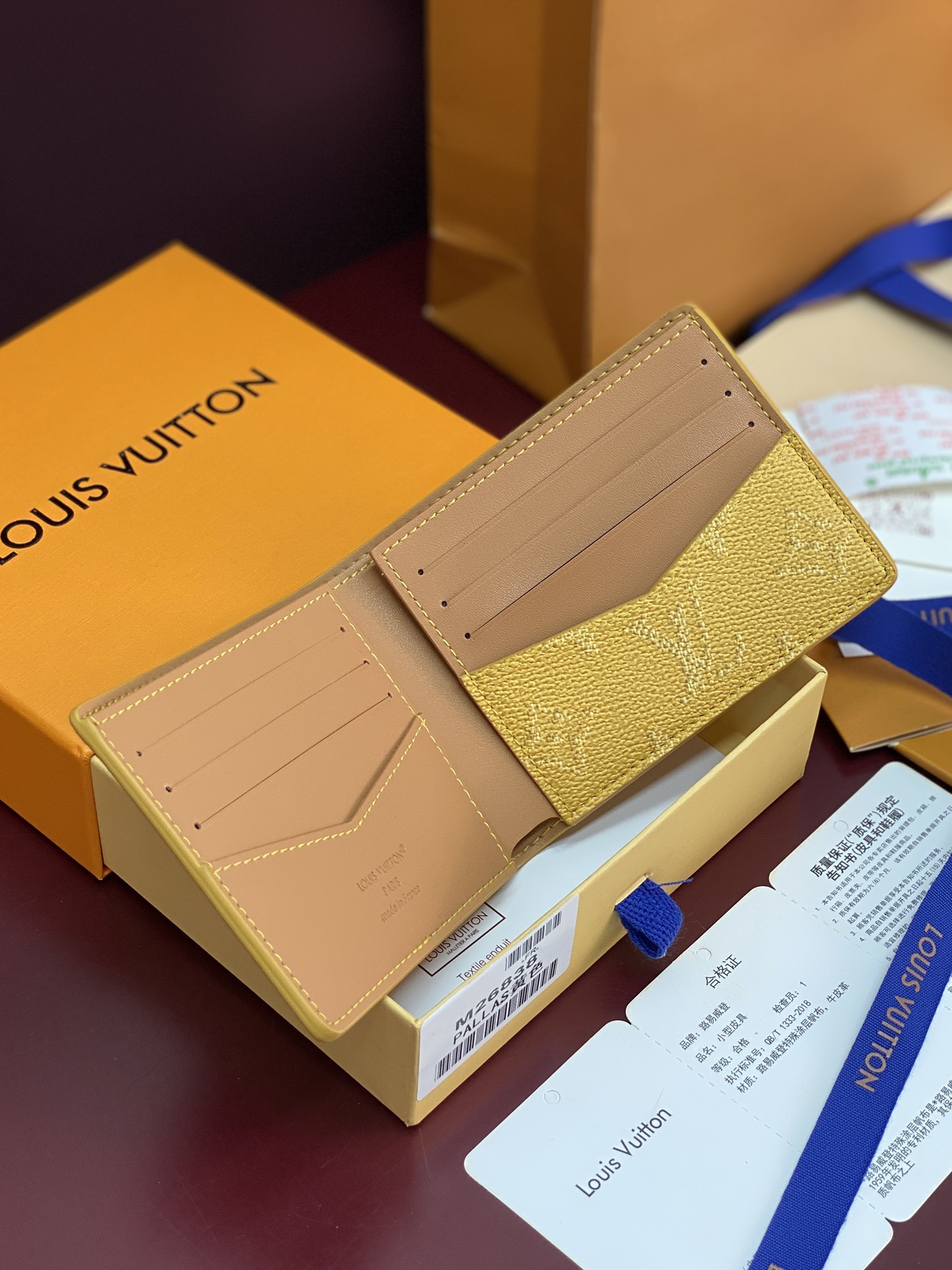 Louis Vuitton Basic Bag Canvas M-l-s