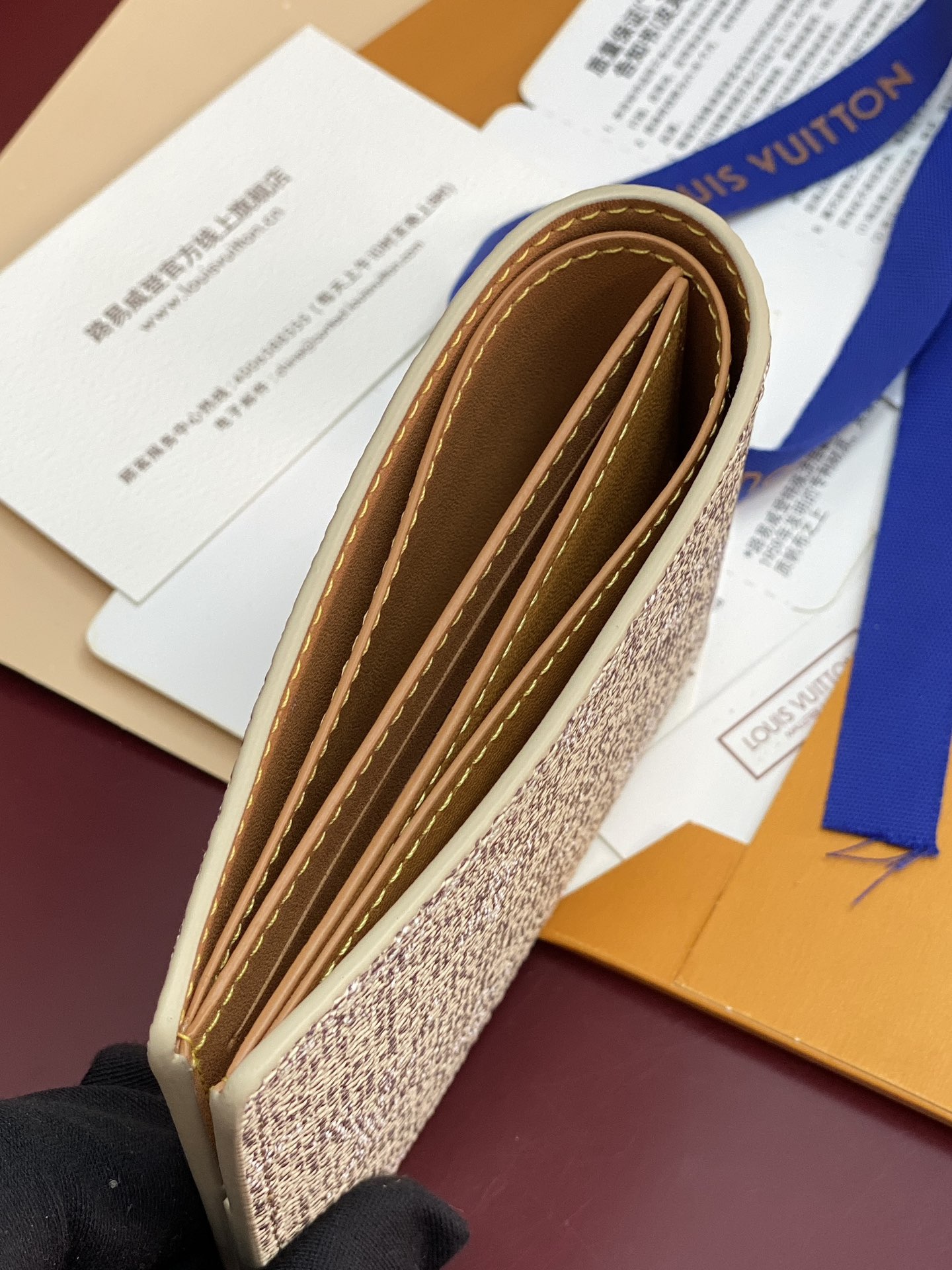 Louis Vuitton Basic Bag Canvas M-l-s