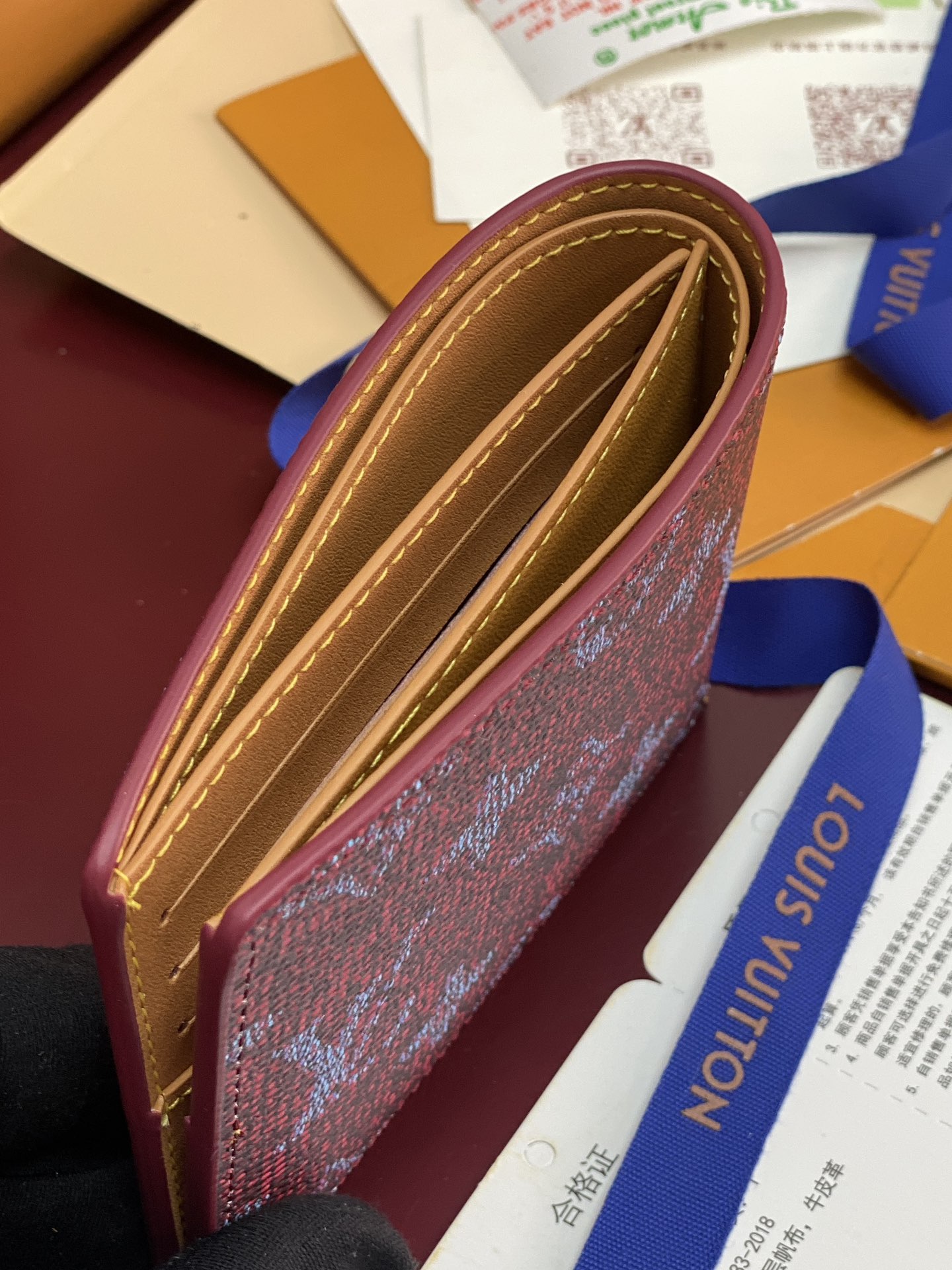 Louis Vuitton Basic Bag Canvas M-l-s