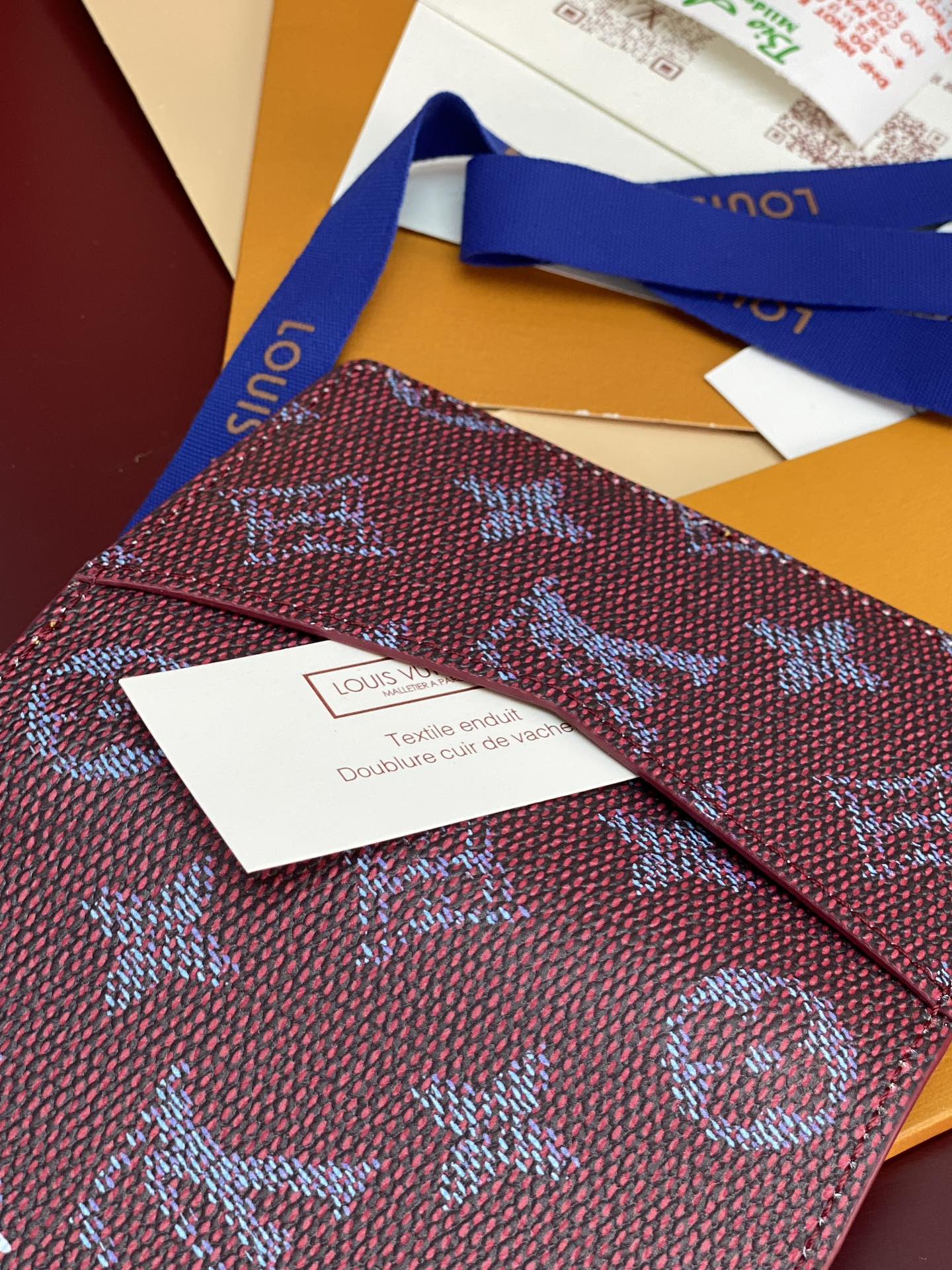 Louis Vuitton Basic Bag Cow Leather M-l-s