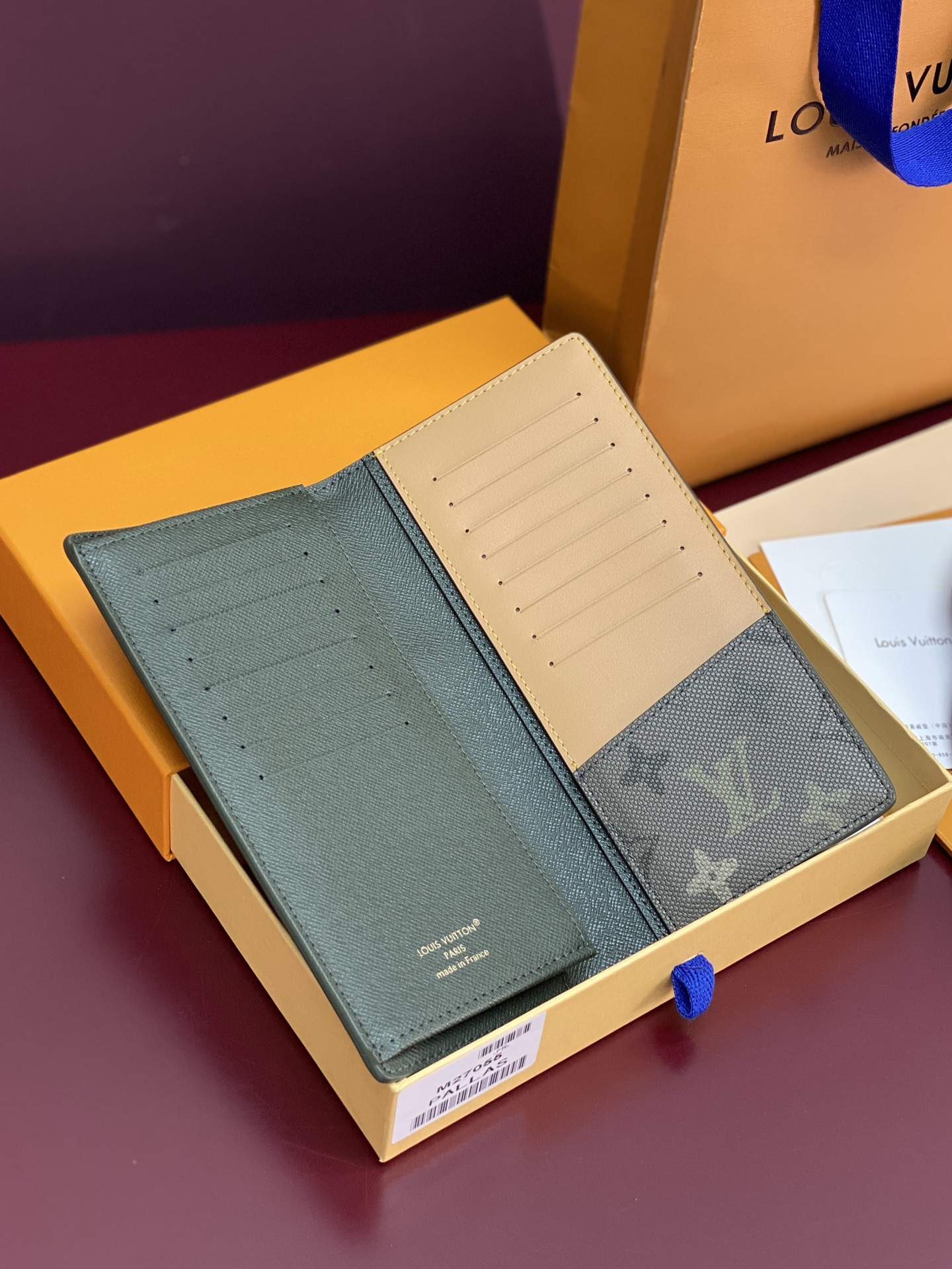 Louis Vuitton Basic Bag Cow Leather M-l-s