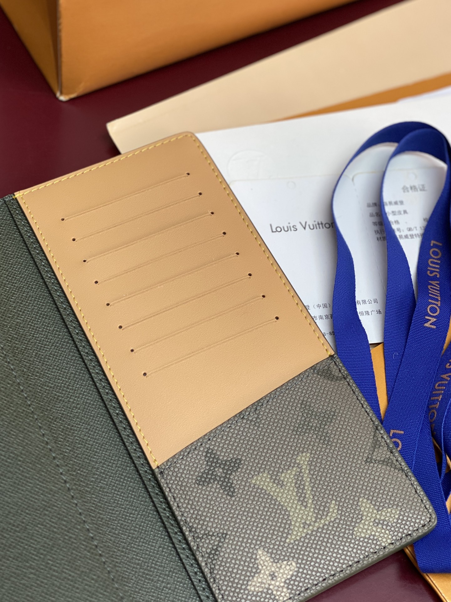 Louis Vuitton Basic Bag Cow Leather M-l-s