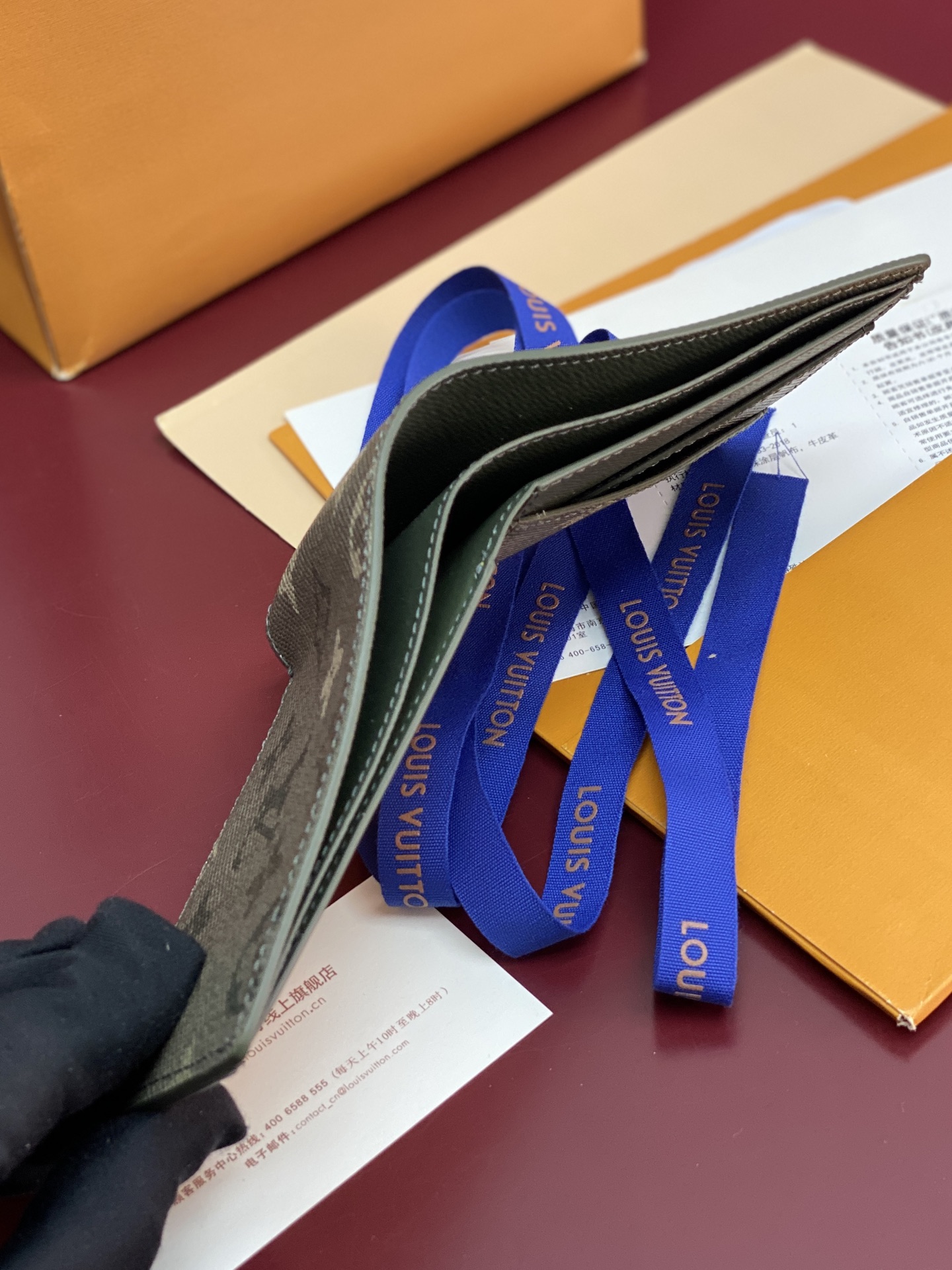 Louis Vuitton Basic Bag Canvas M-l-s