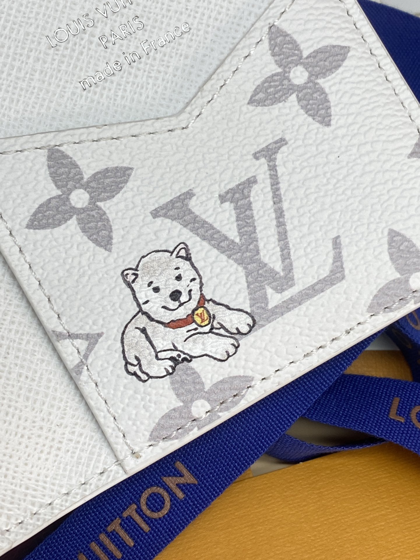 Louis Vuitton Basic Bag Canvas M-s