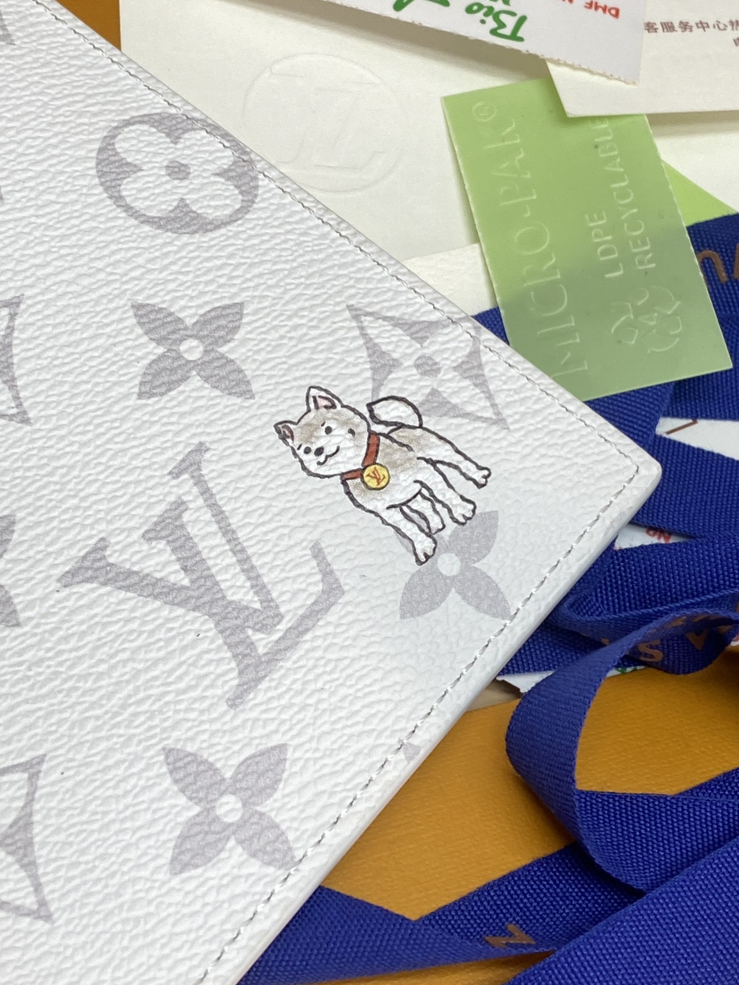 Louis Vuitton Basic Bag Canvas M-s