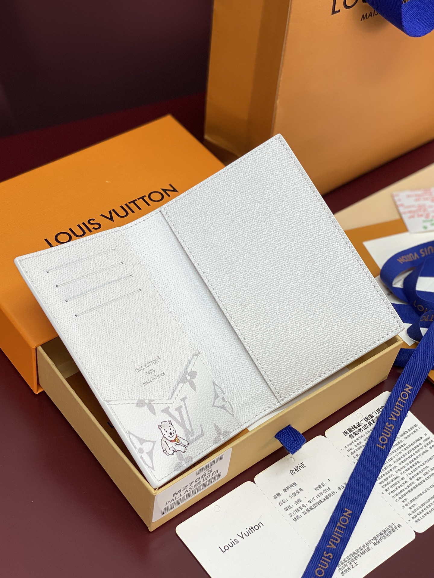 Louis Vuitton Basic Bag Canvas M-s