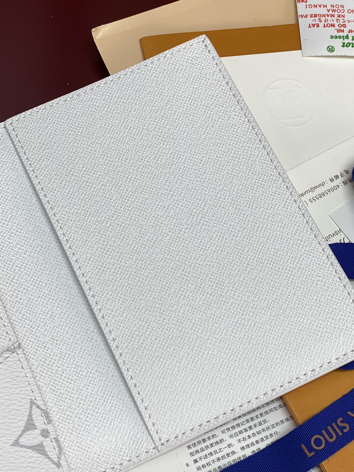 Louis Vuitton Basic Bag Canvas M-s